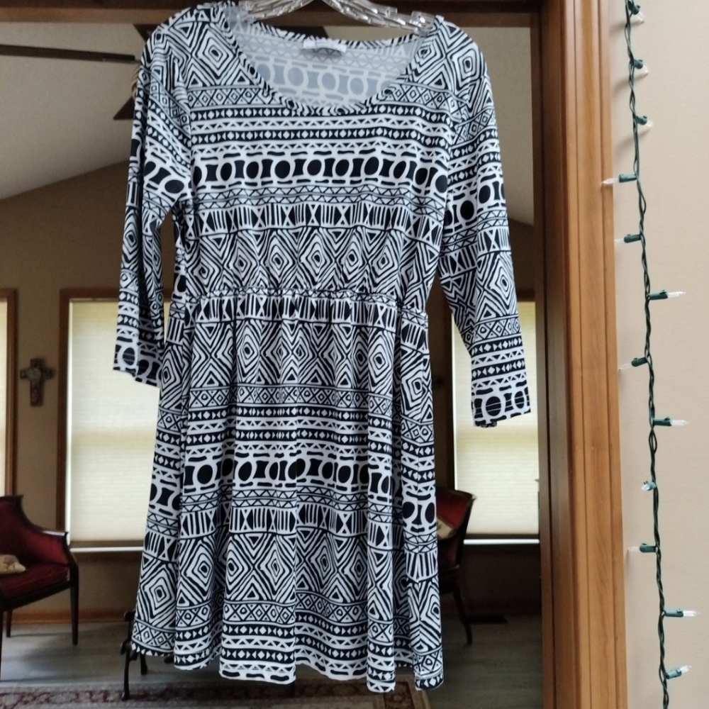 Ladies black and white knee-high dress size medium